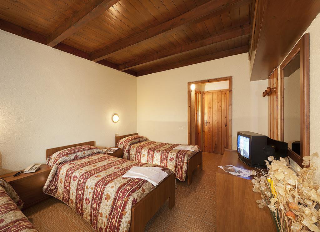 Hotel Veneriaz Nus Ngoại thất bức ảnh